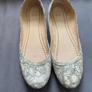 FRYE crackle leather ballet flats